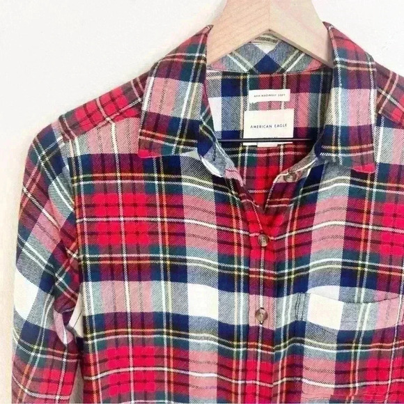 American Eagle AHH-mazingly Soft Boyfriend Fit Flannel Red Plaid Button Down XS - Picture 2 of 11